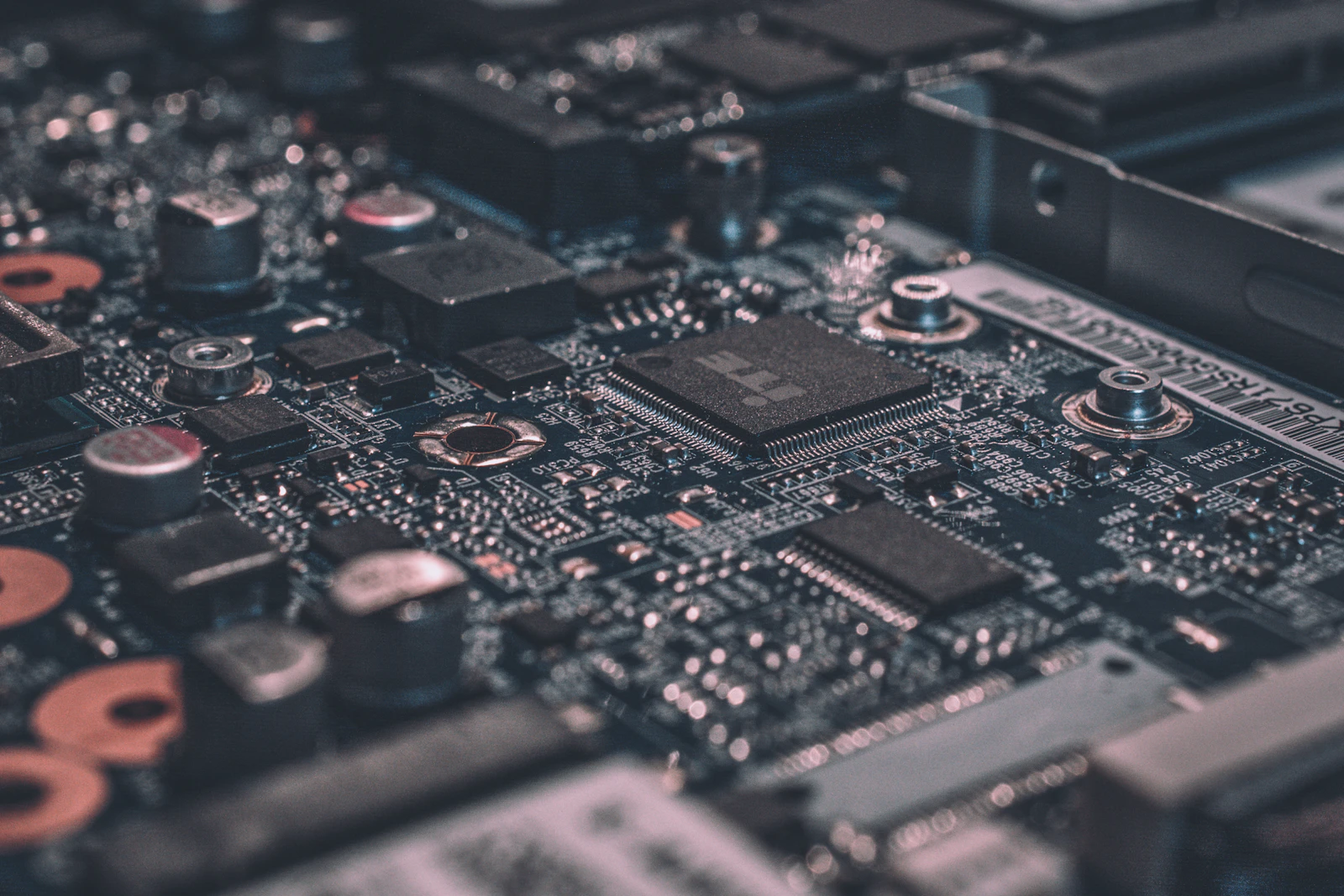 Schémas techniques et lignes d’architecture d’un produit numérique